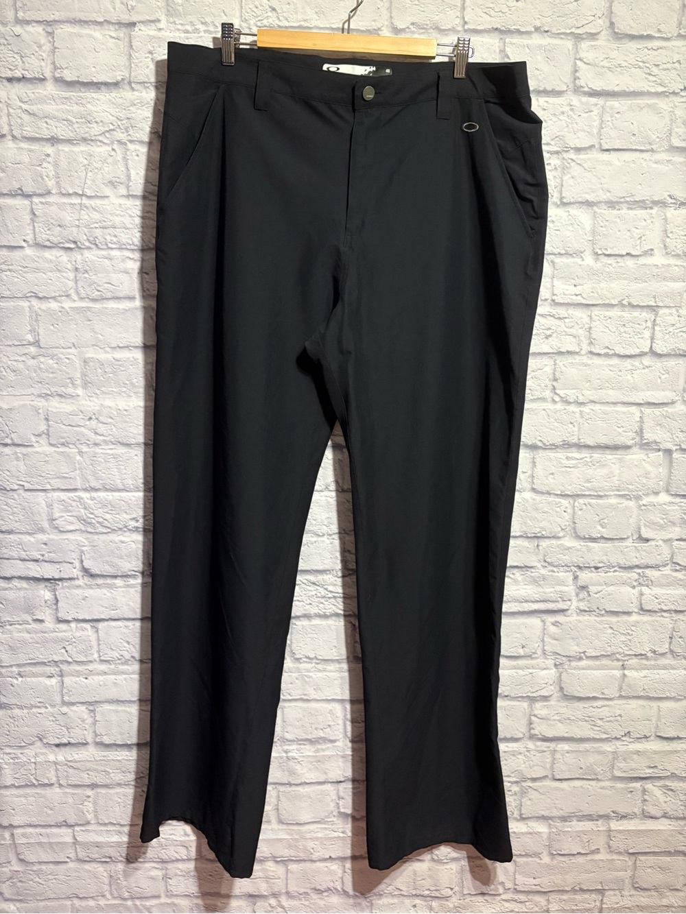 Oakley Men's Black Golf Performance Pants- Classic Straight Fit Size 40